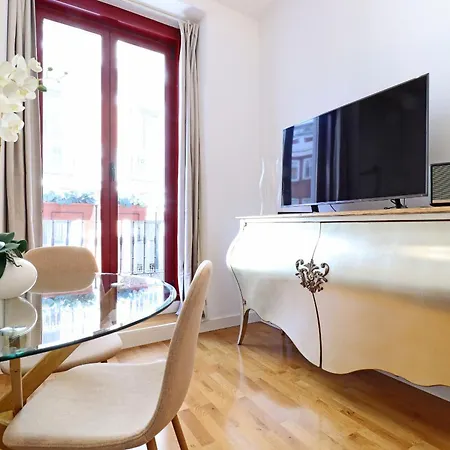 Chueca Suites Madrid Extérieur photo